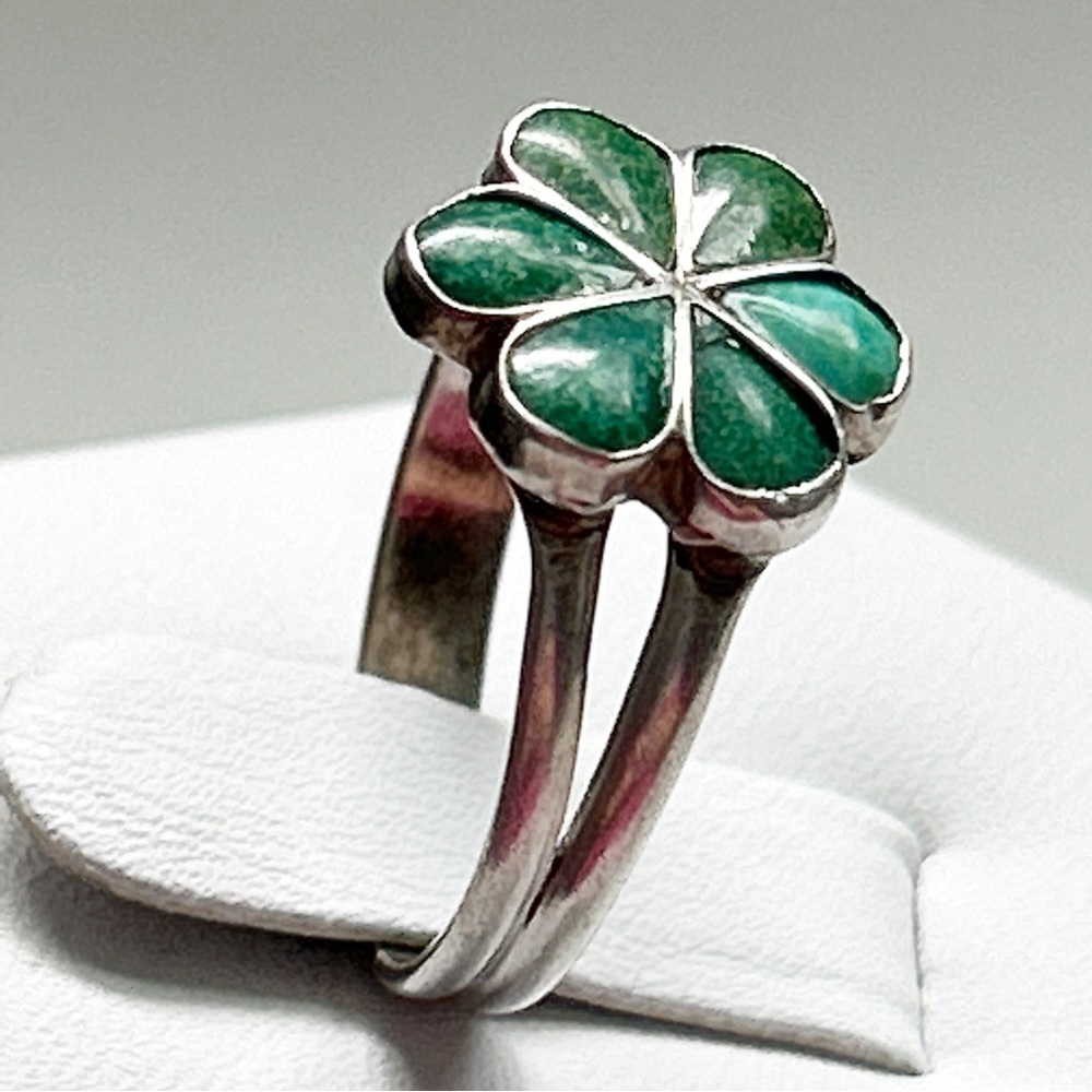 Vintage Southwestern Green Turquoise Flower Sterling Silver Ring - Picture 7 of 12